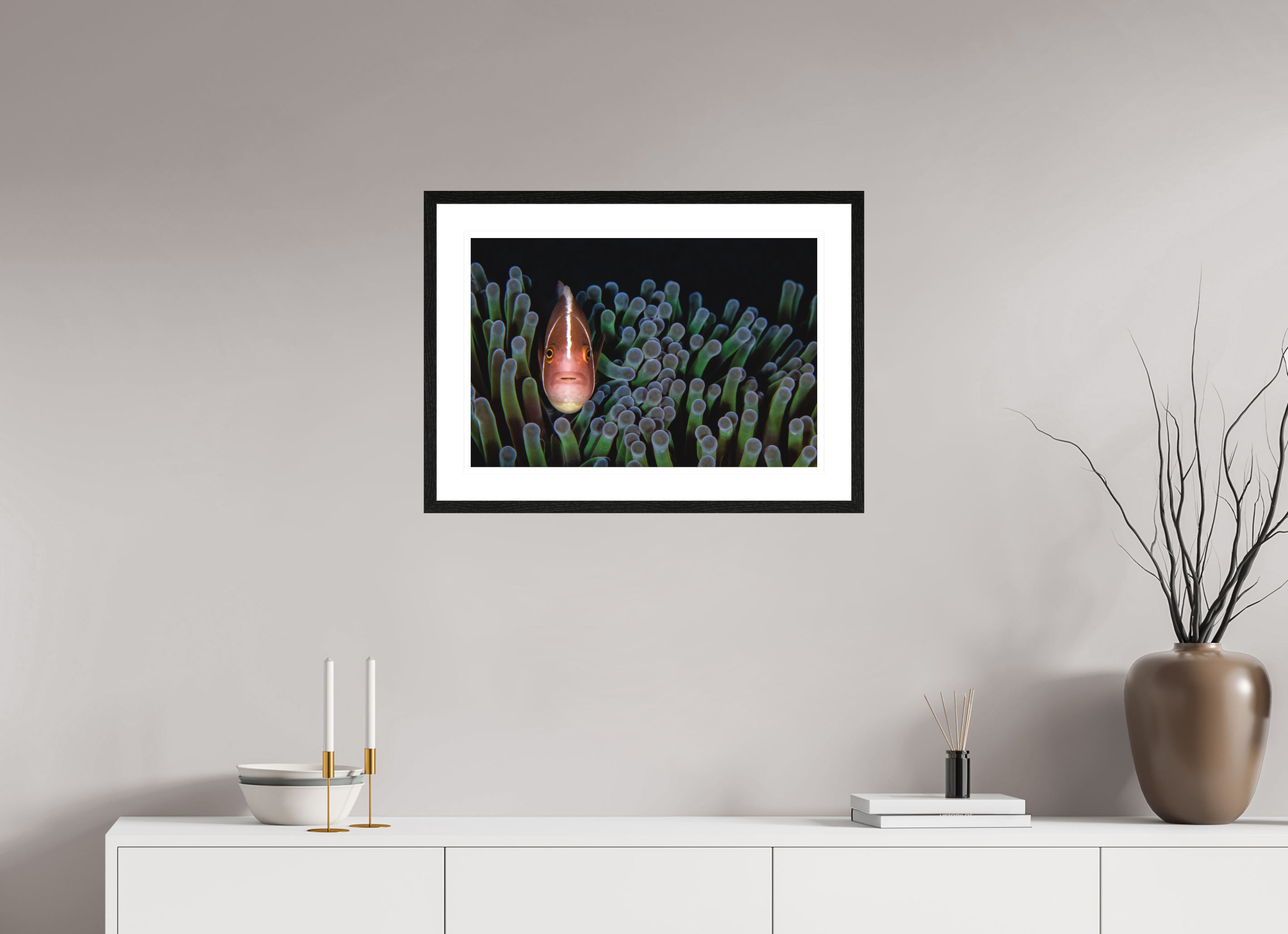 60 x 40 cm, Framed Print Tucked In